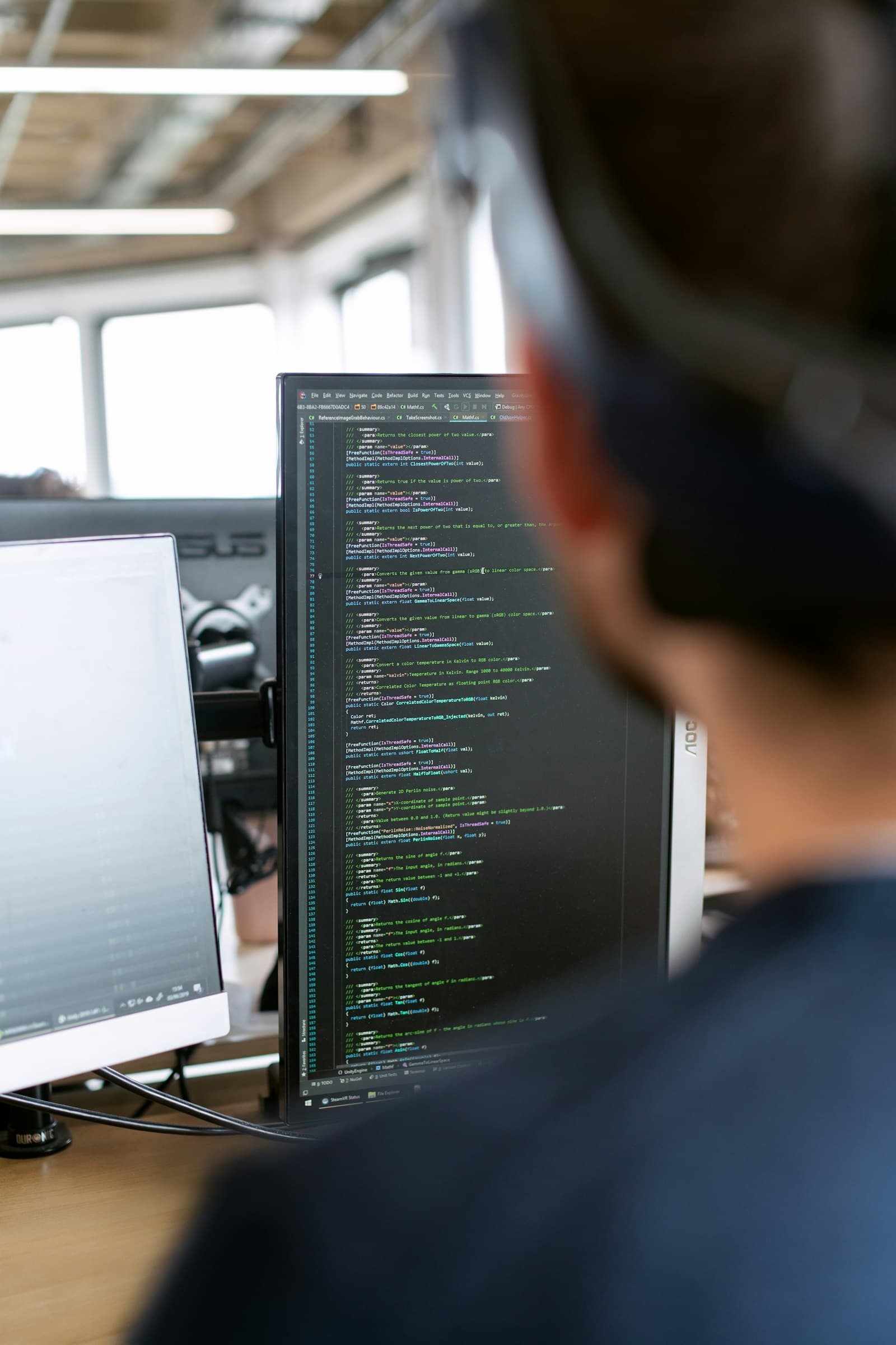 Technical specialist working in an operational environment